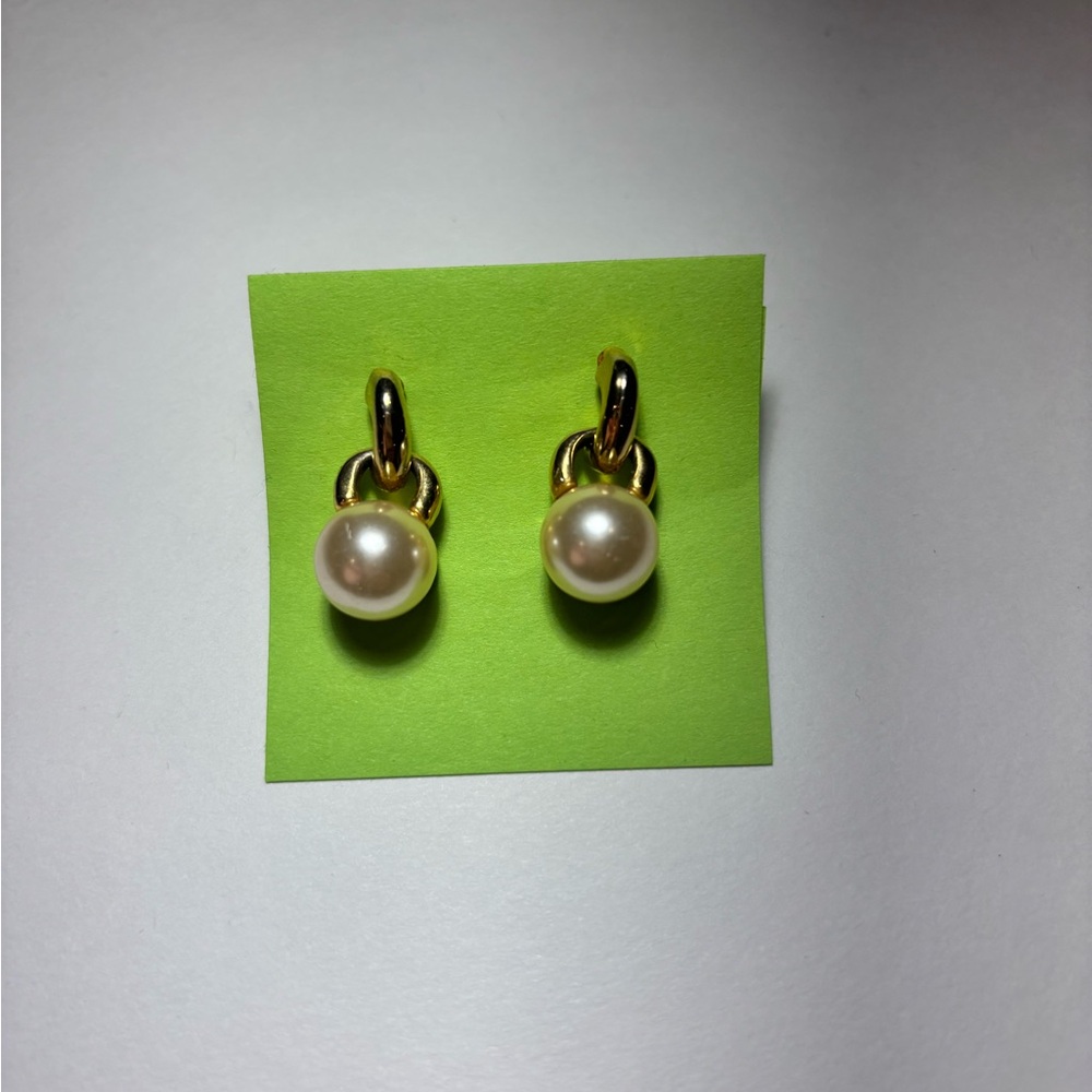 Pearl Dangle Earrings with Gold